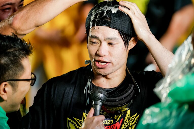 阪神日本一のビールかけの様子（全10枚中の6枚目）　©Kiichi Matsumoto