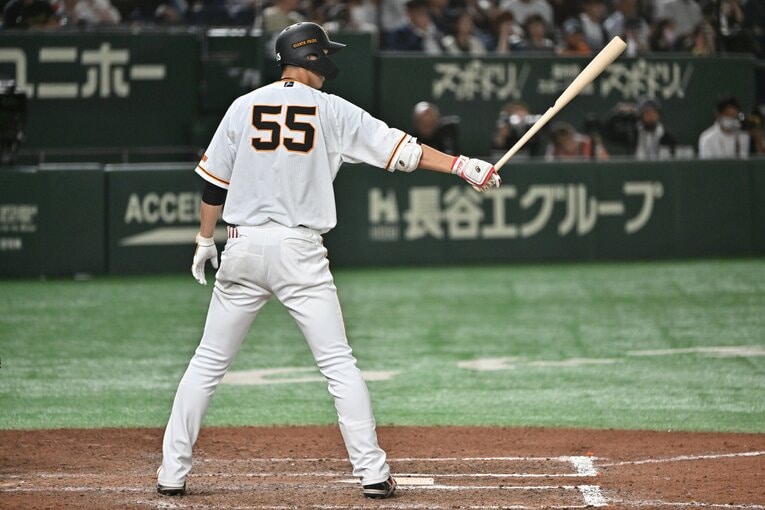 身長2mの体躯。巨人では松井秀喜の背番号55を与えられていた ©Hideki Sugiyama