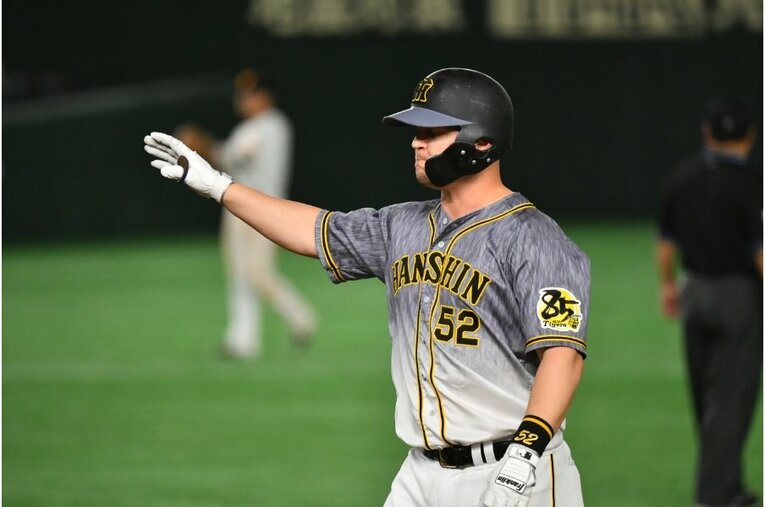 勝負強さ抜群のサンズ。川相昌弘氏からフライの捕り方を絶賛されたことも©Hideki Sugiyama