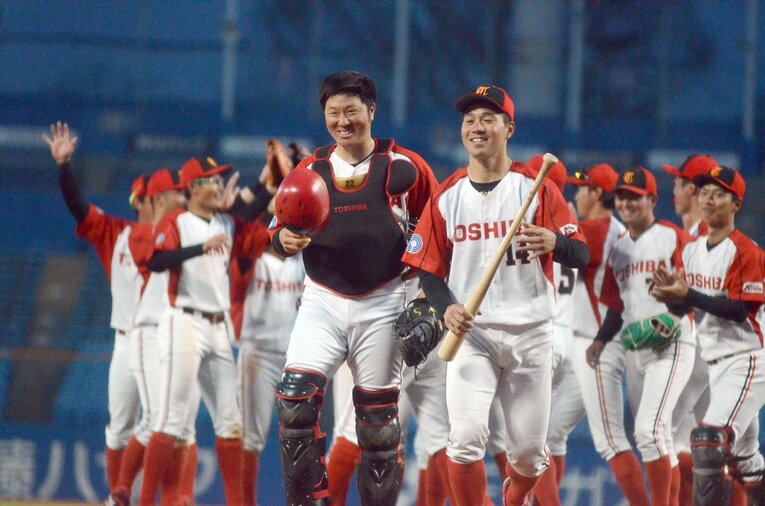 履正社高で坂本の2年先輩だった柴原は現在、東芝で主将を務める　©︎Sankei Shimbun