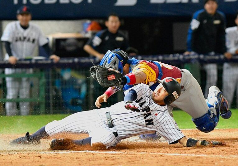 ベネズエラ戦では苦戦を強いられた©AFLO