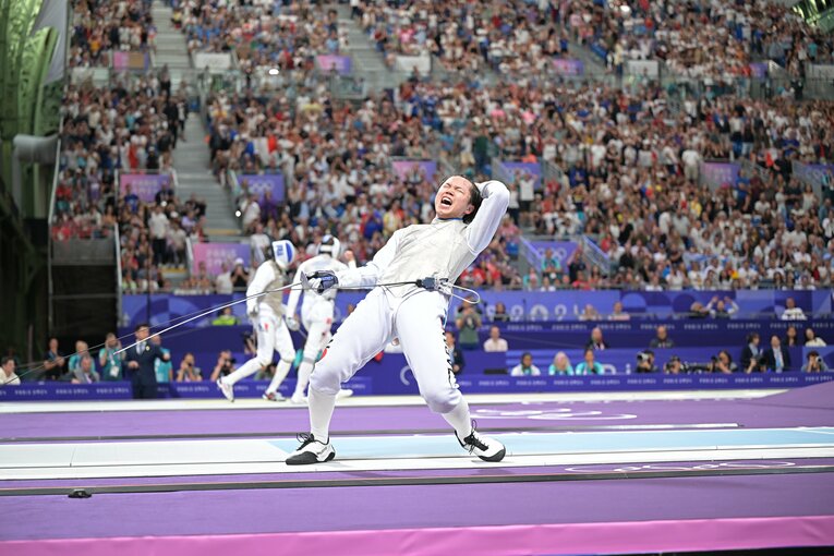 男子フルーレ個人準々決勝、飯村一輝vs.マキシム・ポティ　©Takuya Kaneko/JMPA