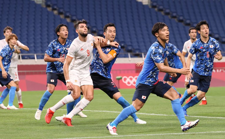 写真をクリックすると「スペイン戦の超新着写真」をご覧になれます©JIJI PRESS