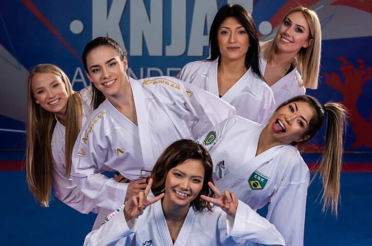 セルビア滞在時の月井準南（最前列）。コロナ禍の中、五輪を目指して世界のトップ選手と研鑽を積んだ ／ photograph by 本人提供