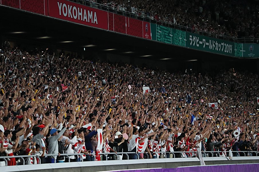 スポーツという不要で不急なものを、人はなぜこんなに求めてしまうのか。<Number Web> photograph by Naoya Sanuki