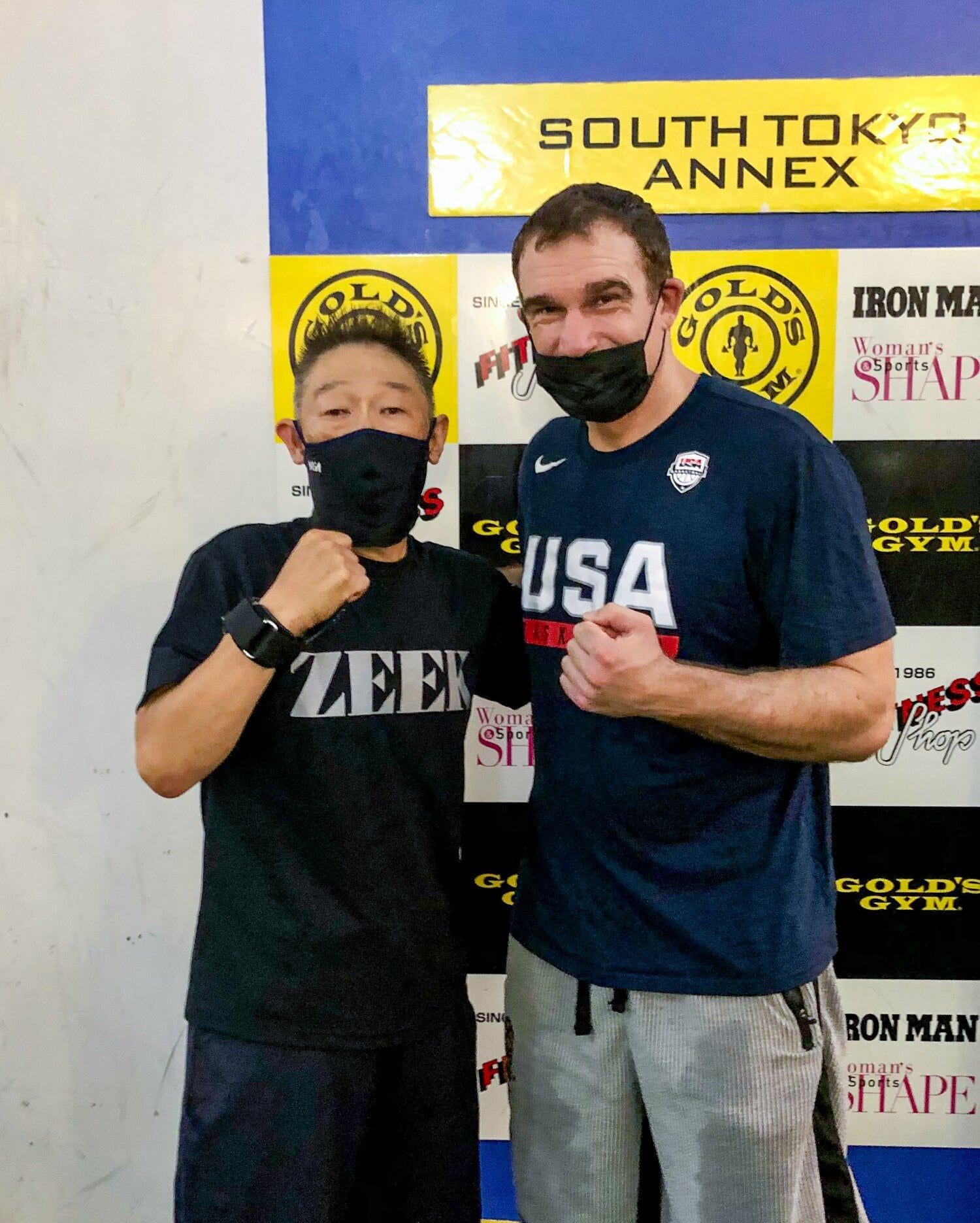 筆者とアーツの2ショット（2022年撮影）©Susumu Nagao