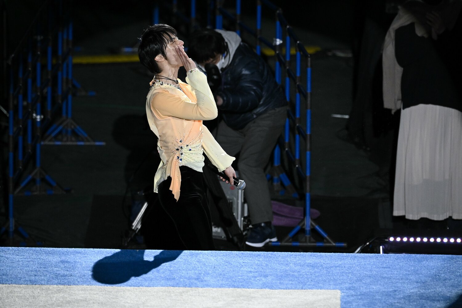 最後に恒例の感謝の叫びを行った羽生 ©Asami Enomoto