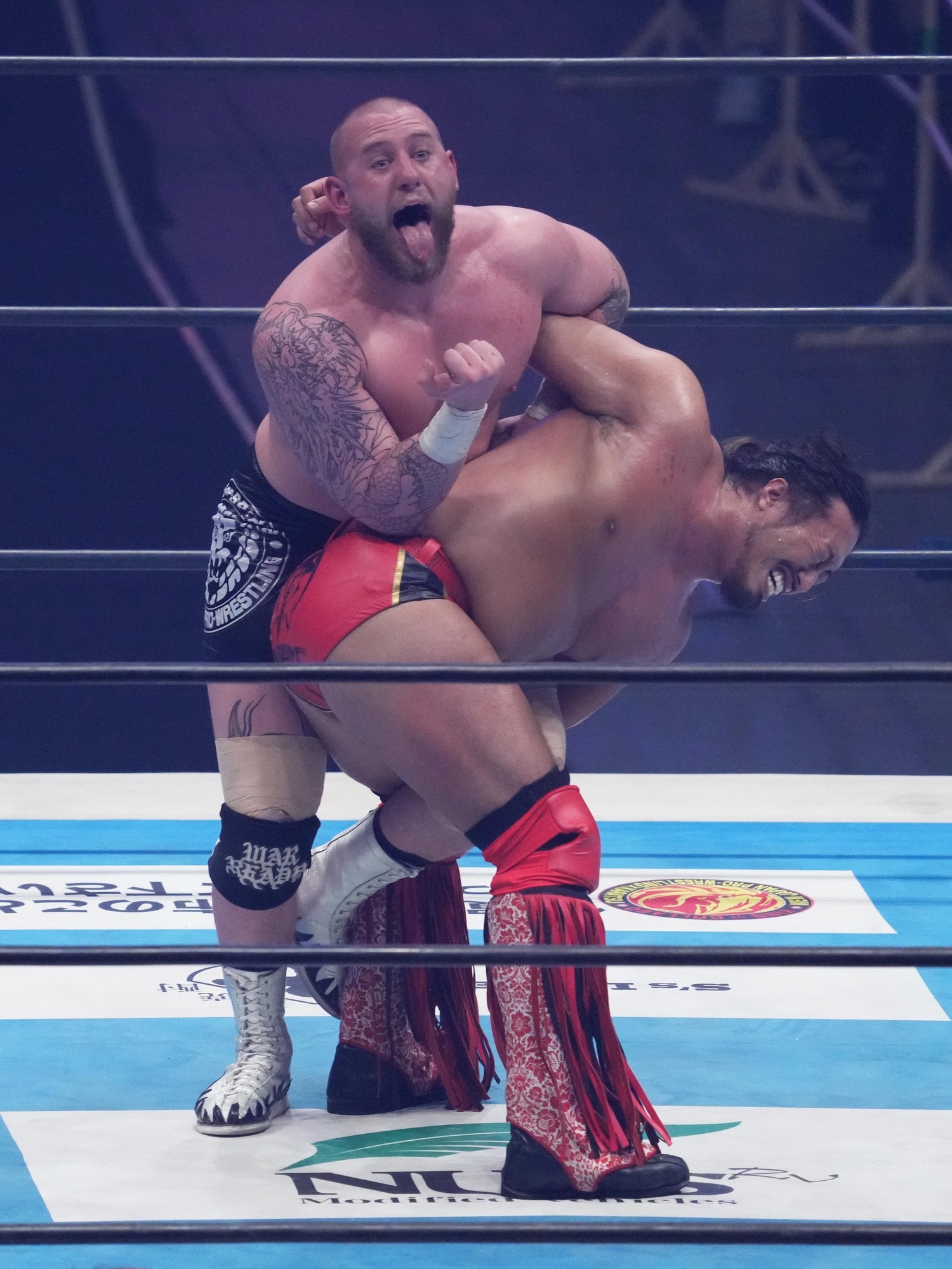 ゲイブ・キッドのコブラツイスト　©Essei Hara