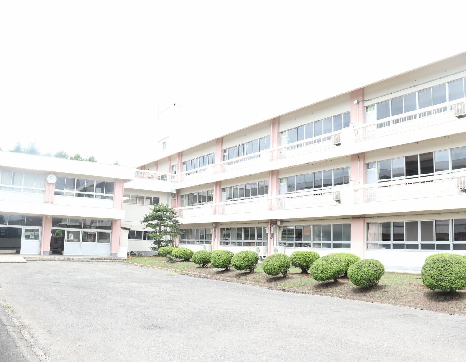 県立加美農業高校の校舎