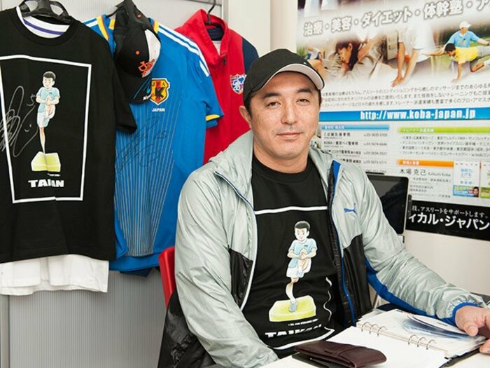 <マラソン>長友佑都のトレーナーを務める木場克己さんに、タイムアップに効く体幹トレーニング法を聞いた。<Number Web> photograph by Sports Graphic Number
