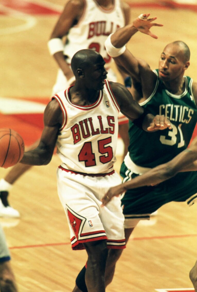 背番号「45」をつけてコートに戻ってきたマイケル・ジョーダン（1995年）©︎Koji Asakura