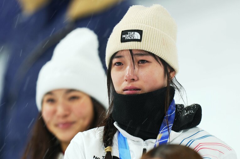 ミラノ五輪女子スノーボードハーフパイプで金メダルを獲得したチェ・ガオン（17歳）。じつは、日本の施設を利用して練習を重ねていた ／ photograph by Xinhua/AFLO