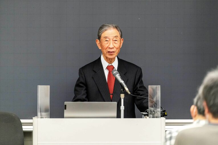 「野球文化學會第6回研究大会」での池井名誉教授　※野球文化學會提供