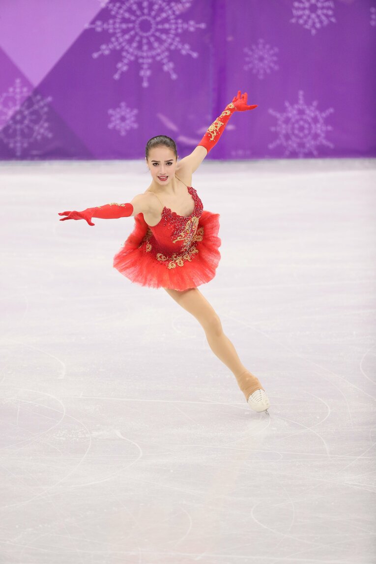平昌五輪で金メダルを獲得したアリーナ・ザギトワ。女子フィギュア界では「ジャンプの成否」が勝敗に直結するを必須の技術となりつつある　©Enomoto　Asami/JMPA