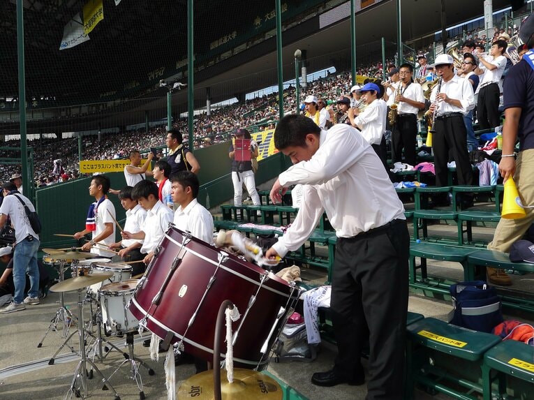 男子校時代の応援風景。新体制になっても変わらない、今年の力強い応援にも注目だ　©Yukiko Umetsu