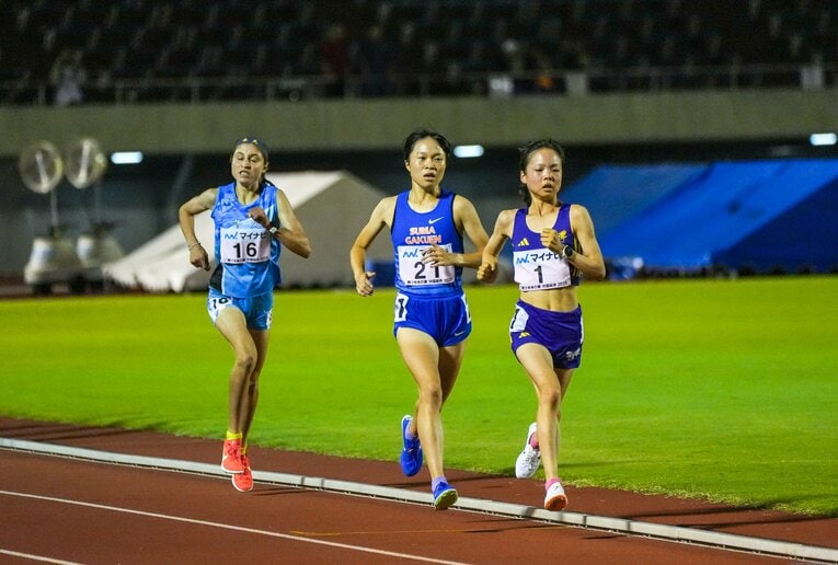 昨年8月のインターハイ3000mで4位、1500mで6位と2種目で入賞した池野　©Satoshi Wada
