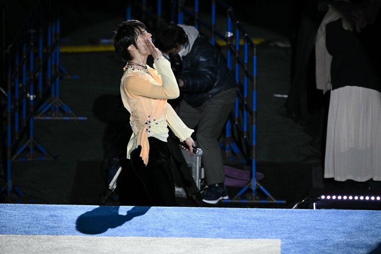 最後に恒例の感謝の叫びを行った羽生　©Asami Enomoto