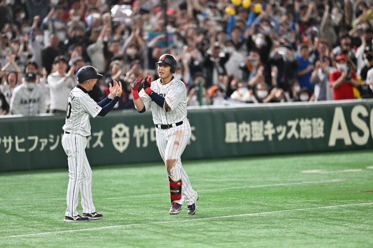 岡本の値千金の3ラン　©Naoya Sanuki