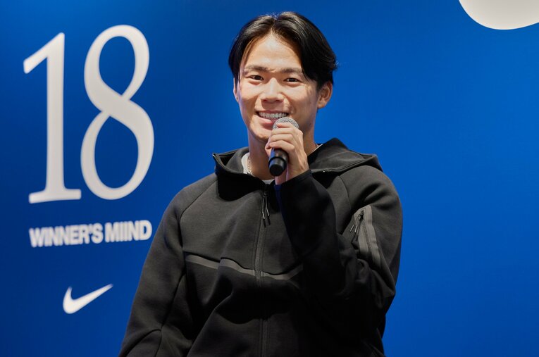 都内で行なわれたトークショーで50分にわたり熱弁をふるったドジャースの山本由伸投手 ／ photograph by NIKE