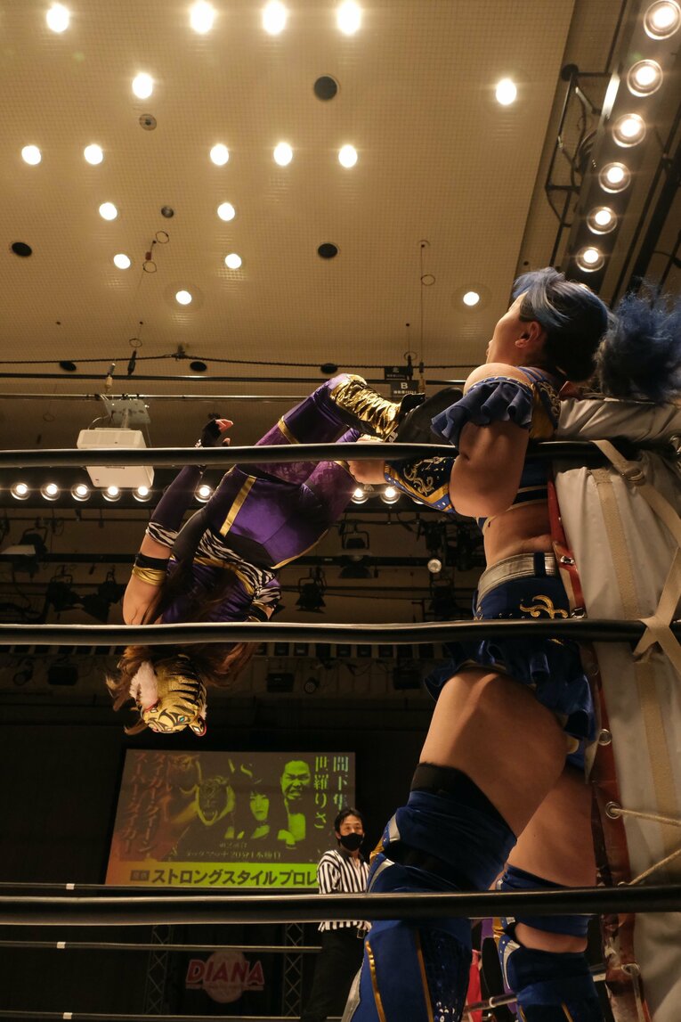 タイガー・クイーンは“女子プロレスの生態系”を破壊している？ 男女タイガータッグ結成で無敗継続も、今後求められる“世界観の構築”(16)