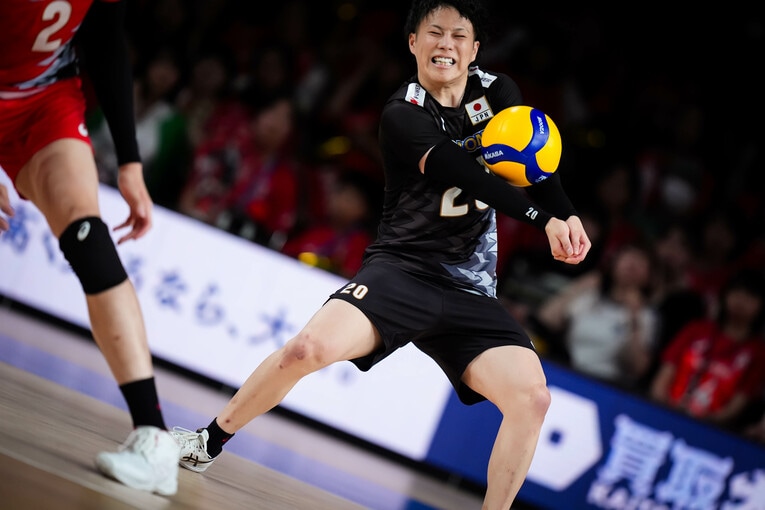 山本智大（VNLドイツ戦）　©︎Volleyball World