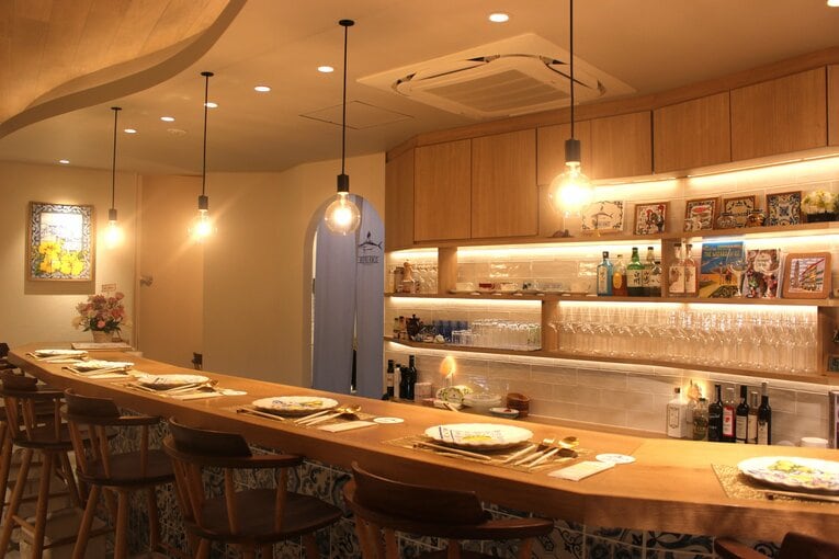 倫子さんがオープンした『BISTRO RINCO』の店内　©Number Web