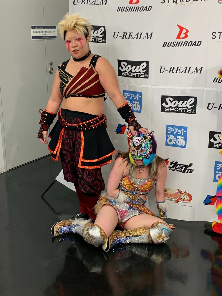 敗者強制移籍ルールの試合に敗れ、大江戸隊への加入が決まったスターライト・キッド