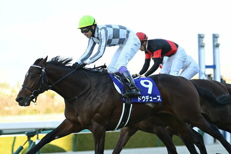 ドウデュースで優勝した2021年の朝日杯フューチュリティステークス　©Keiji Ishikawa