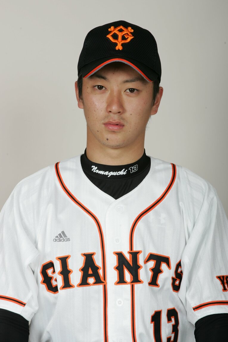 2005年に自由獲得枠で巨人に入団した野間口　©BUNGEISHUNJU