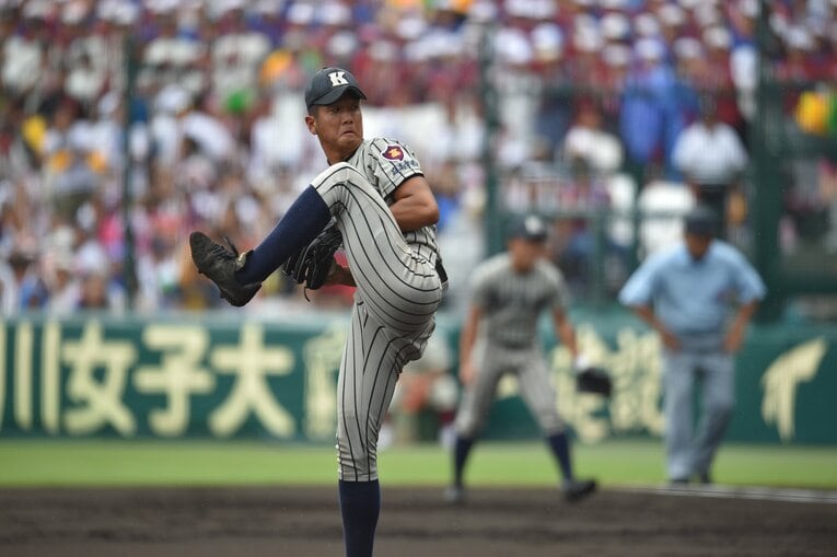 夫の平沼翔太（現オリックス）は2015年センバツ甲子園の優勝投手でもある ©Hideki Sugiyama