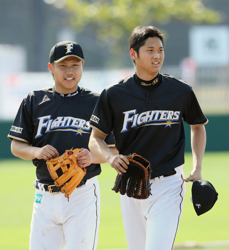 プロ1年目、キャンプで大谷と。当時は悔しかった“大谷の同期”という肩書への思いも、現在は変わったという　©JIJI PRESS