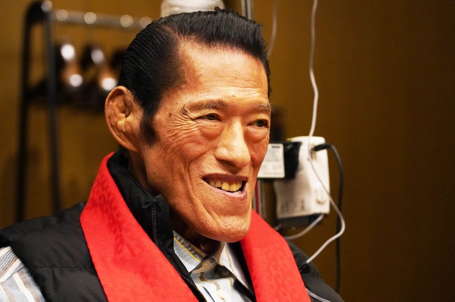 アントニオ猪木79歳が「イラクの戦友」と再会…湾岸戦争直前、あの“人質解放”の知られざるウラ側「猪木さん、残ってください」<Number Web> photograph by Essei Hara