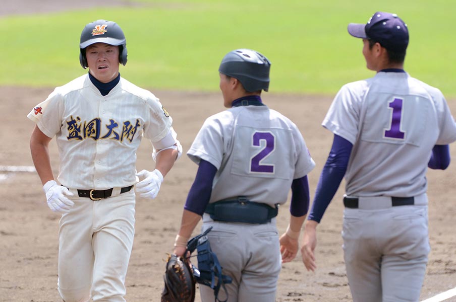 「あれは、ホームランです」10年前、大谷翔平の甲子園出場を止めた“ポール際への一発”…盛岡大附4番に向けられた“疑いの目”、しかし大谷は<Number Web> photograph by Sankei Shimbun