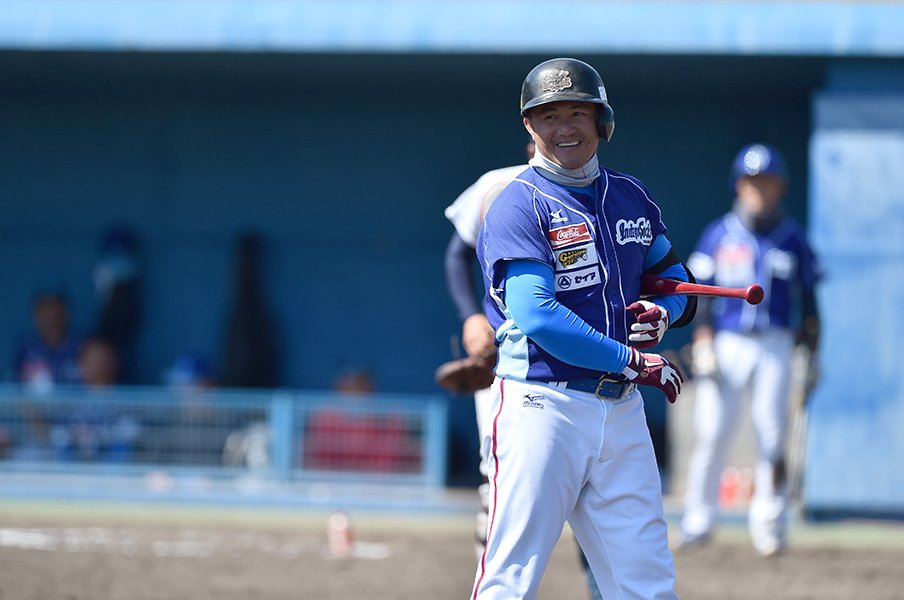 “台湾野球の至宝”張泰山が、徳島インディゴソックスで見る夢。<Number Web> photograph by JIRO YAMADA
