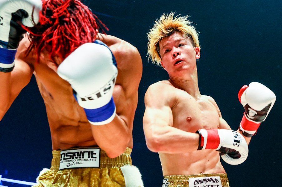 那須川天心はなぜキック残り3戦のRISEで“ボクシング仕様の闘い”を見せたのか？ 判定勝ちへのファンの不満には「賛否あっていい」＜Number Web＞ photograph by Susumu Nagao