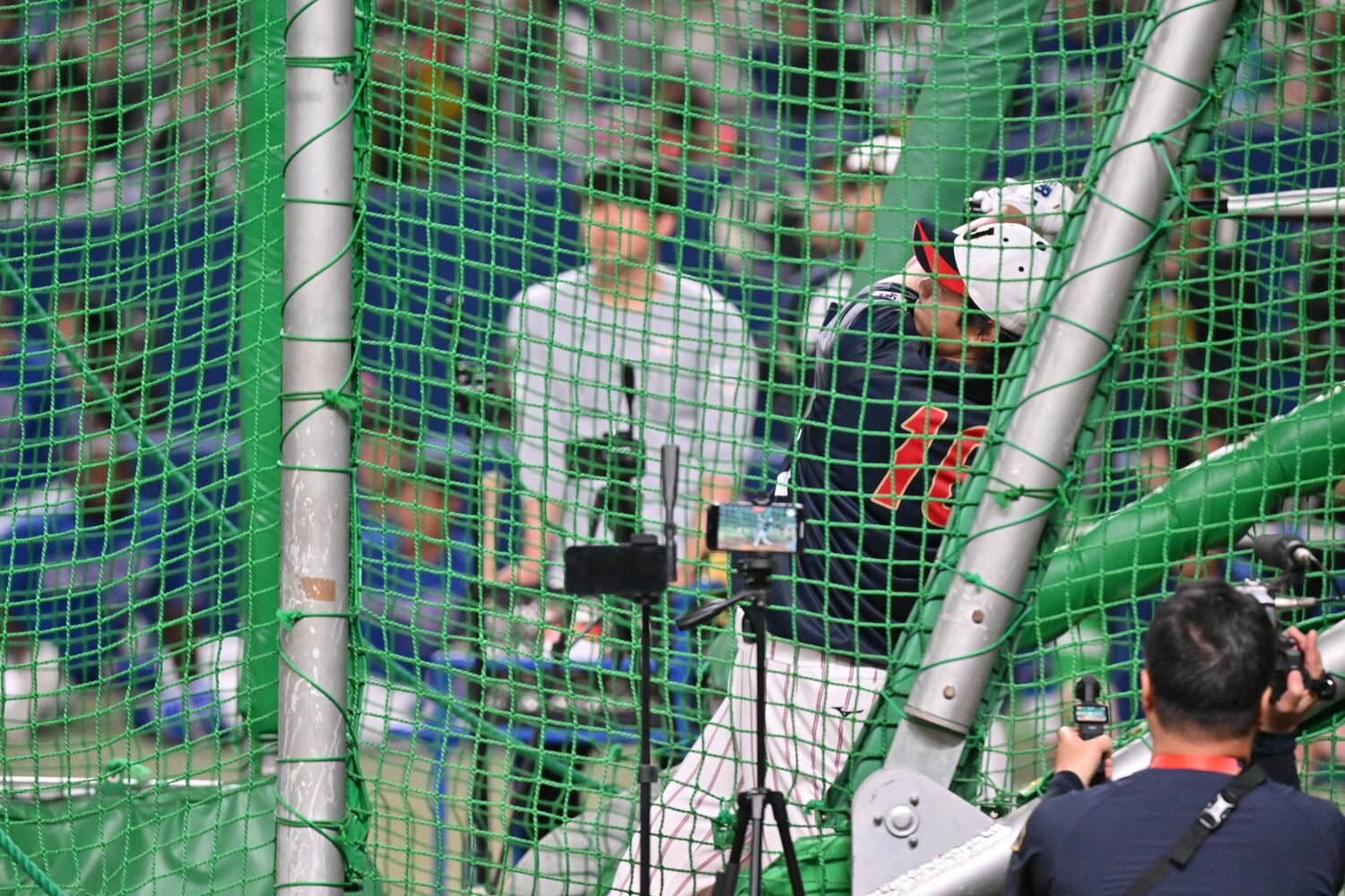 この日は合計28スイング、スタンドインは11で観客を沸かせた　©Hideki Sugiyama