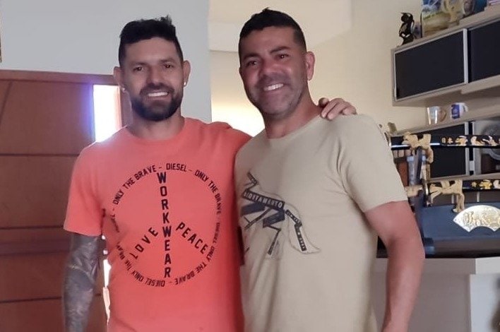 49歳となったマルキーニョス。右はフットバレーをともに戦う弟と　©Hiroaki Sawada