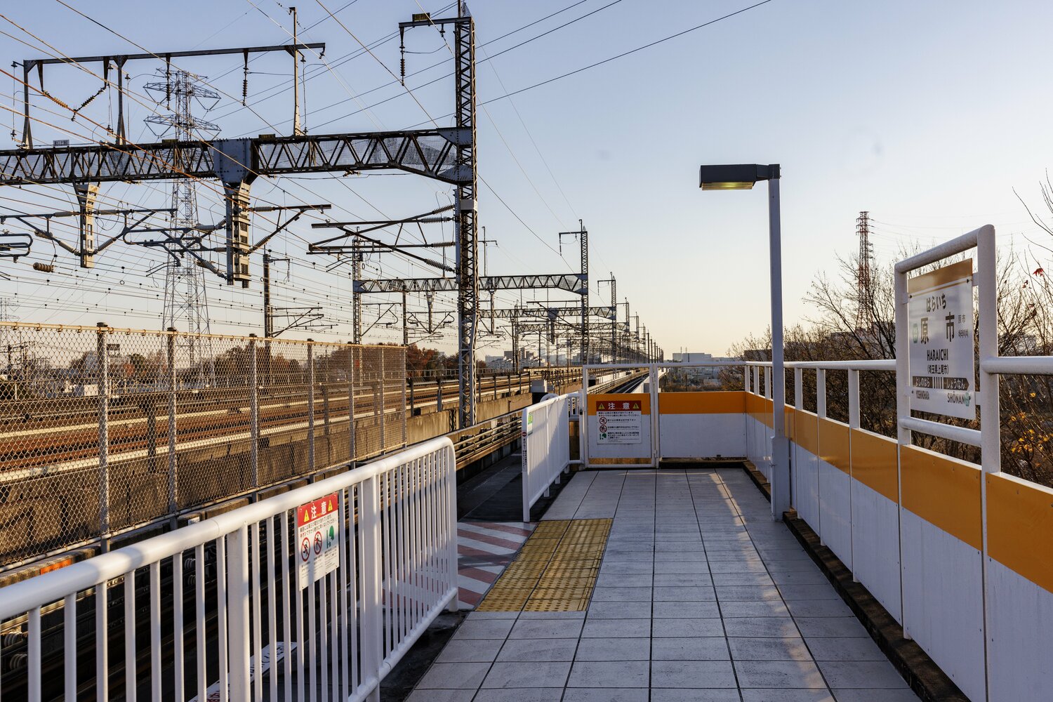 こちらが原市駅の高架ホームだ