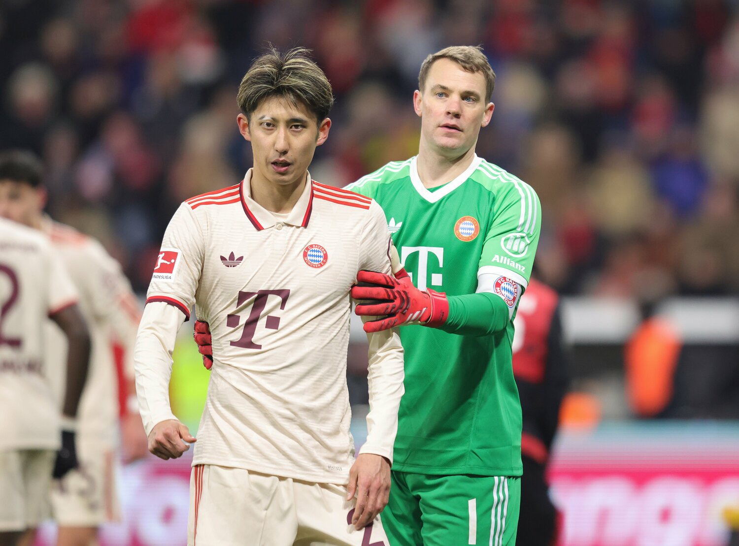 2月のレバークーゼン戦、ノイアーと　©Getty Images