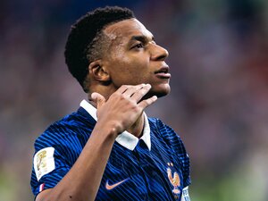 W杯大本命フランスの異変…スペイン戦完敗、何があった?「エムバペが頭を抱えて」「あれ、デンべレ撮っていない」カメラマンが間近で見た機能不全