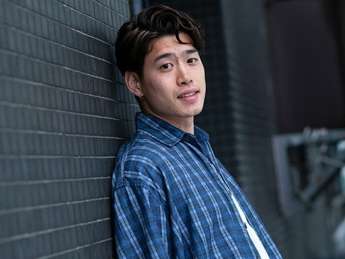 「LINE通知がポンポンと」日本代表MFはW杯メンバー入りを思わぬ形で知った「乾貴士くん、喜んでくれました」“鎖骨骨折も順調回復”鈴木唯人が明かす裏話＜Number Web＞ photograph by Tadashi Hosoda