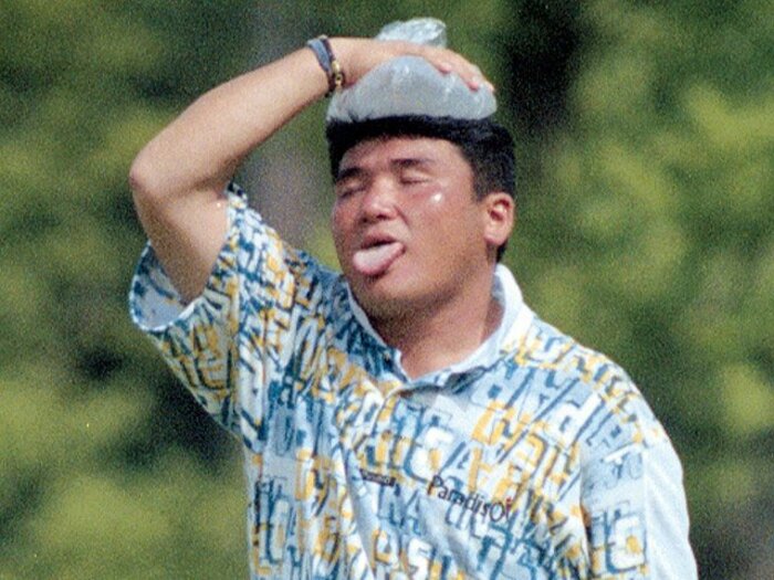 酷暑とゴルフの関係。東京五輪が不安になる……。～ナイターが不可能な競技特有の難しさ～＜Number Web＞ photograph by KYODO