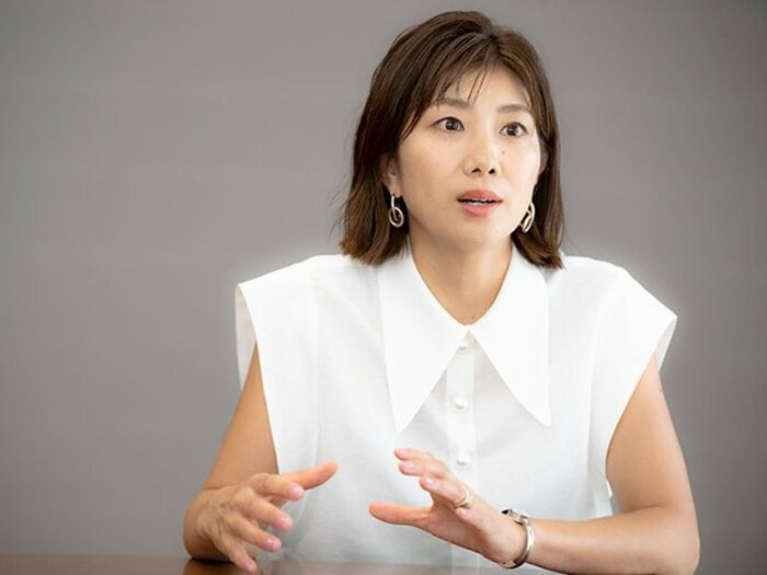 「見た目をきっかけにアスリートを見るのはおかしい、と言いにくい」オグシオ・潮田玲子が現役時代苦しんだ”美しいアスリート特集”を全否定しない理由<Number Web> photograph by Asami Enomoto