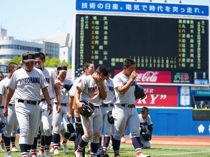 あの慶應高vs横浜高「踏んだ、踏まない」誤審疑惑…現役審判員が証言する“意外なポイント”「映像が100％正しいわけじゃないんです」＜Number Web＞ photograph by JIJI PRESS