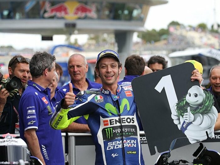 前人未到の記録まであとGPで9勝。ロッシが20年も勝ち続けられる理由。＜Number Web＞ photograph by Satoshi Endo