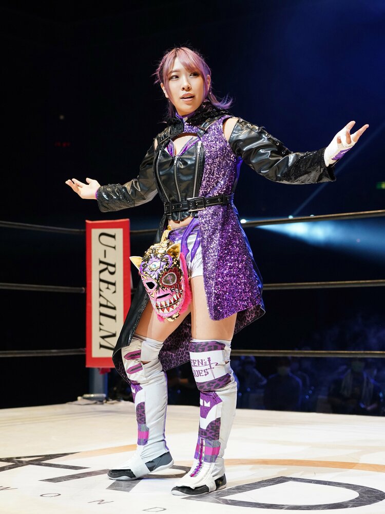 小学校の先生が掲示板に東スポの記事を…」19歳でプロ9年目、スターダム