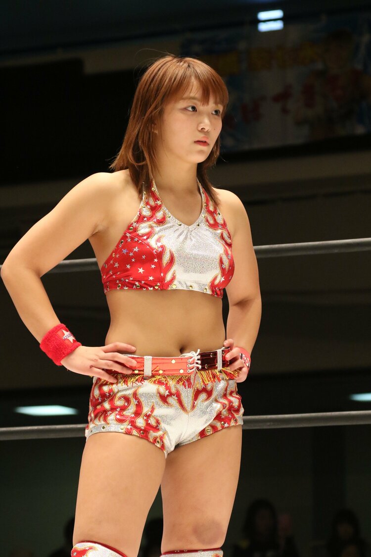 女子プロレス　スターダム　最前列特典　KAIRI チェルシーグリーン　Tシャツ 女子プロレス STARDOM セイン シャナ ケイリーレイ プロレス