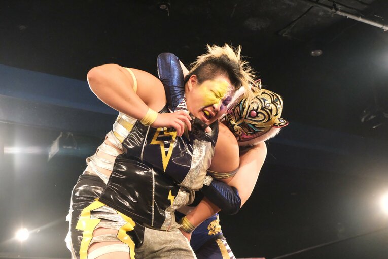 タイガー・クイーンの年内最終戦（vsライディーン鋼）