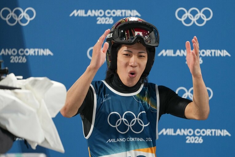 ミラノ五輪男子ノーマルヒルの現地写真【スワイプするとそのほかの写真もご覧になれます】　©Tsutomu Kishimoto／JMPA