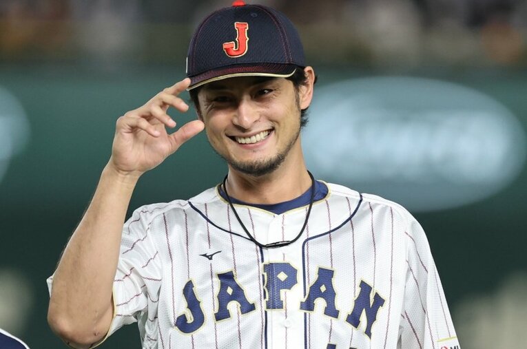 「最後になるかもしれない」という思いを秘めた感謝のマウンド。その意味は何年か後にあらためて証明されるだろう ／ photograph by JIJI PRESS